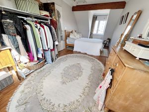 Bedroom 1- click for photo gallery